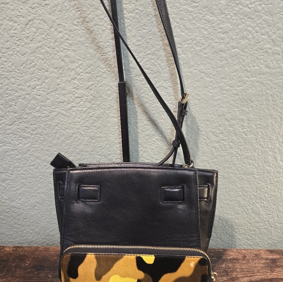 MICHAEL KORS LONG ZIP WALLET - Picture 10 of 15